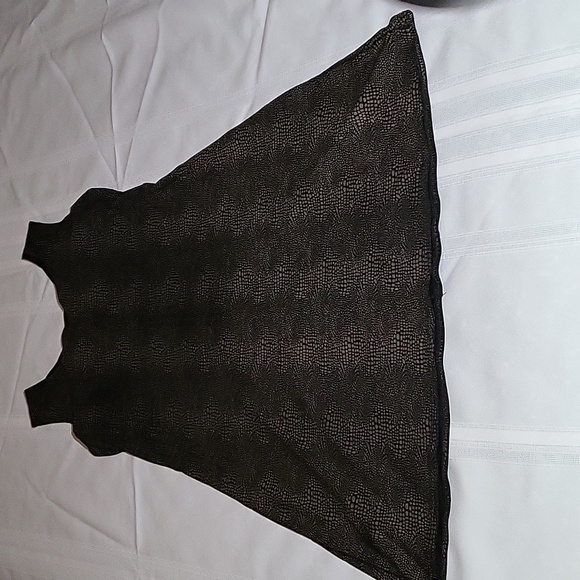 T & Company NWOT Snake Skin Design   Dress Sleeveless Womens Size 10 Petit - Picture 5 of 6